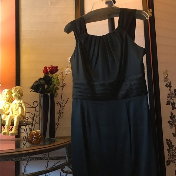 Vintage Calvin Klein Formal Cocktail/Event Dress - Picture 2 of 3